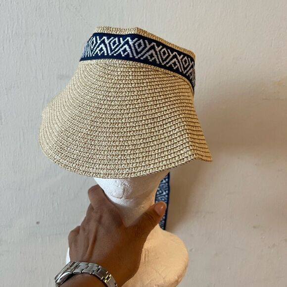 Sea & Grass Hat Straws Visor - Picture 1 of 7